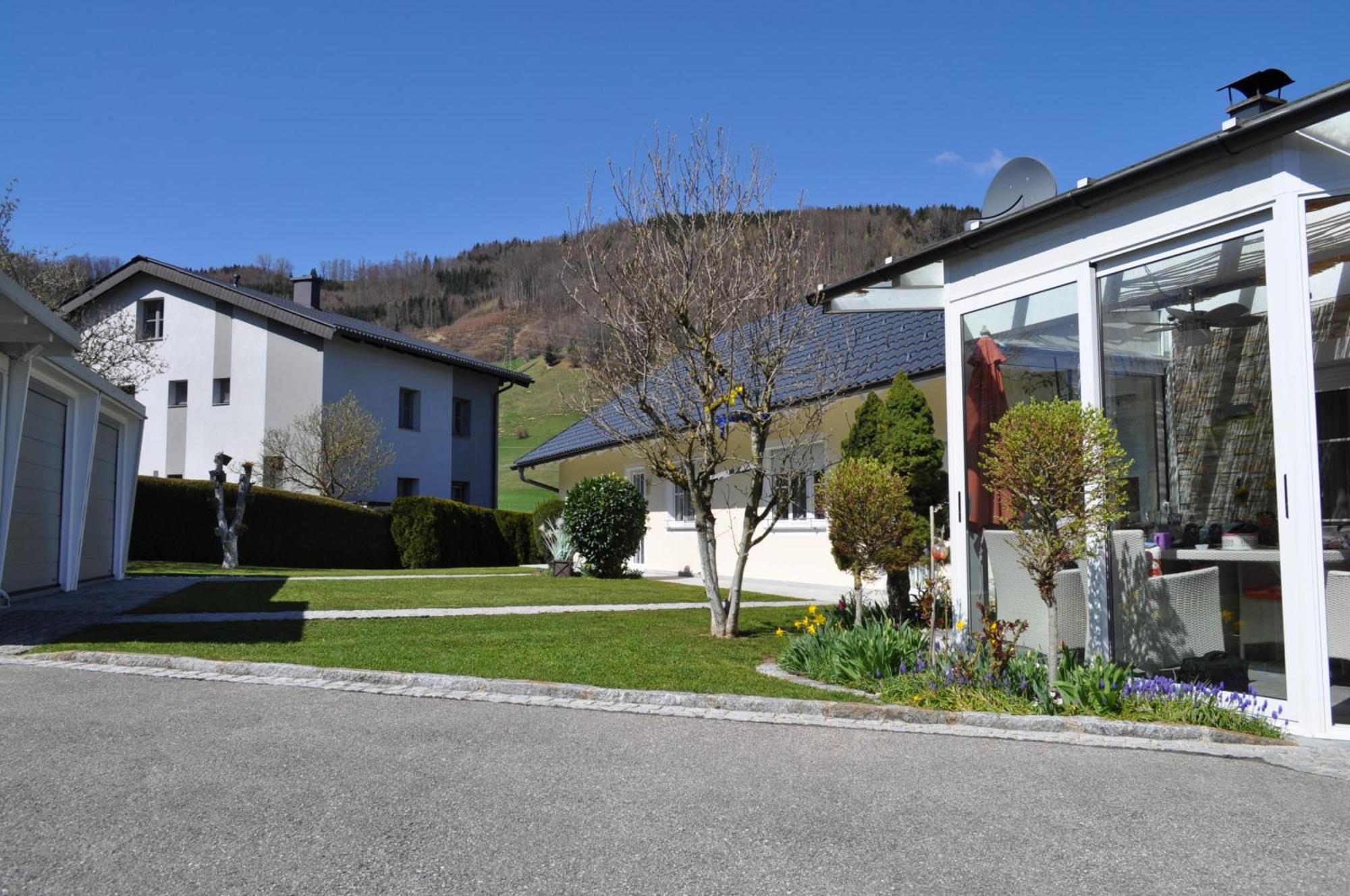 Ferienwohnung Am Traunsee Altmünster エクステリア 写真